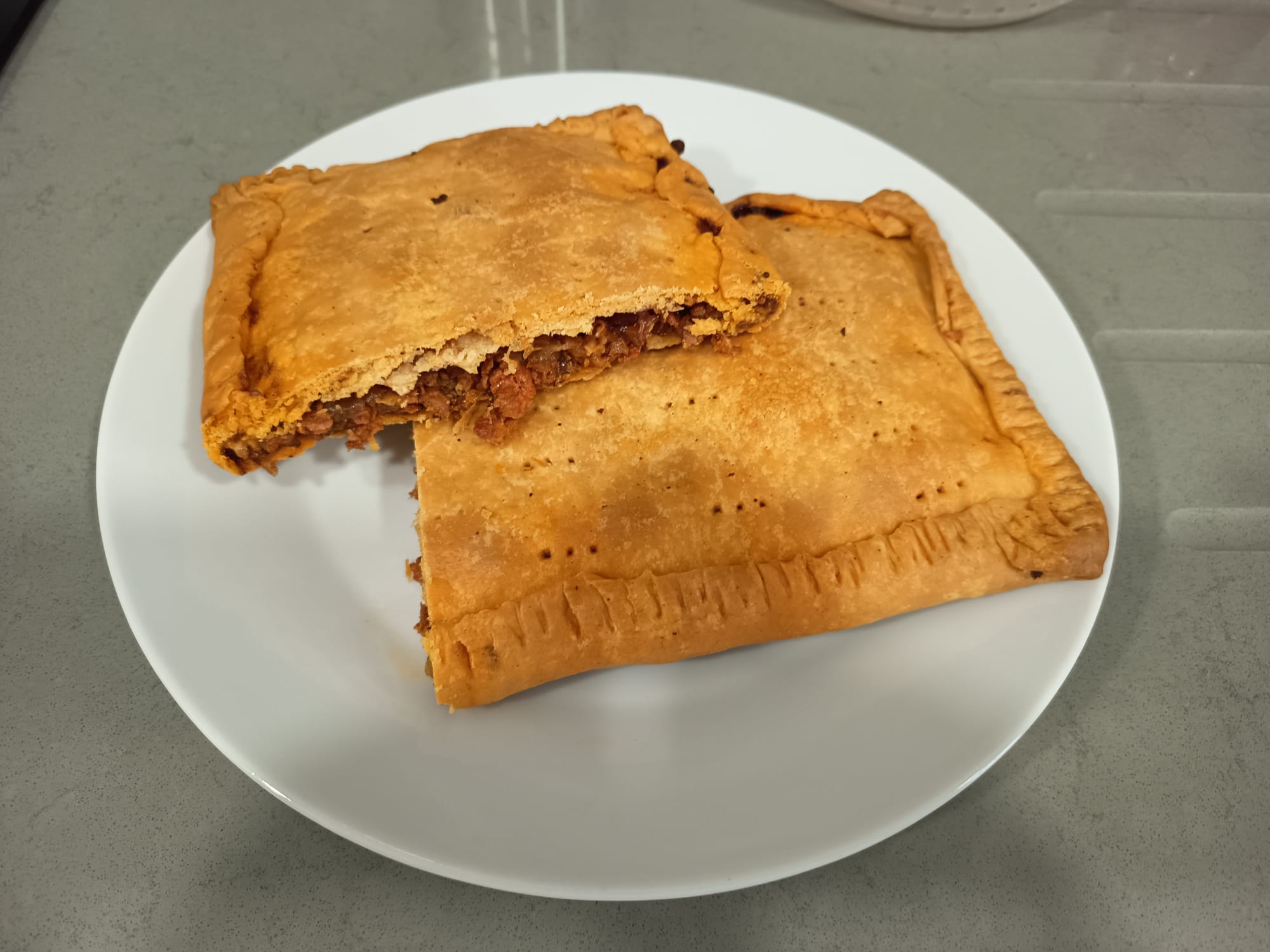 EMPANADA-PICADILLO-VERMUT